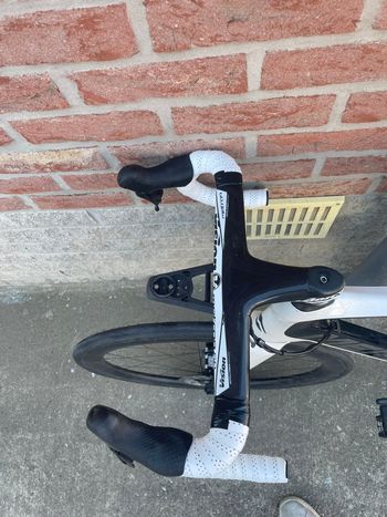Used Merida REACTO DISC 10K-E 2020 2020 Road & Gravel, Black — image 3 of 8