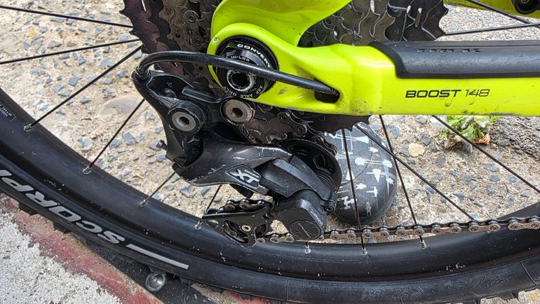Brugt Trek Powerfly FS 7 Plus 2019 2019 Mountainbike — billede 3 af 10