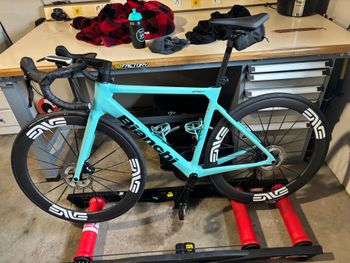 Bianchi Sprint 105 2025 2025 Road & Gravel usato, Verde — immagine 1 di 8