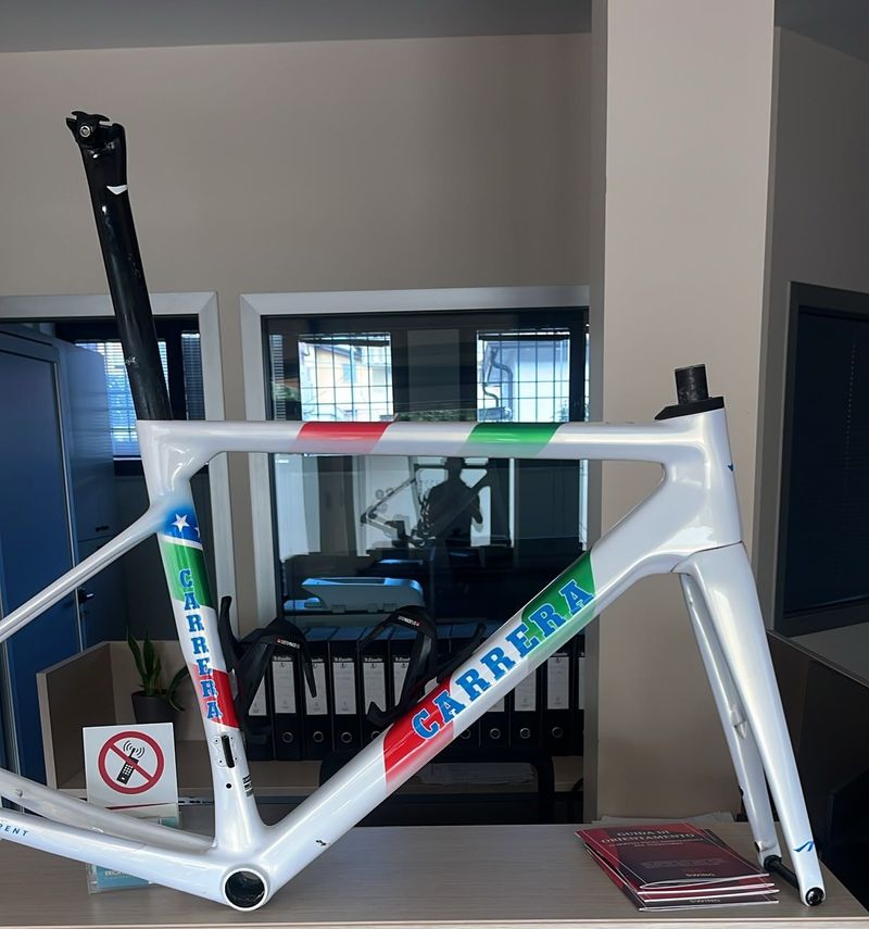 Tweedehands Carrera SL AIR PRO ANNO 2024 Frameset 2024 Road & Gravel