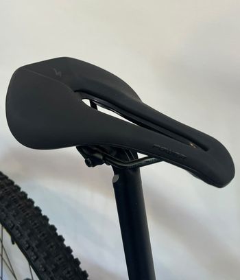 Used Specialized Chisel 2025 Mountainbike, Green — image 5 of 8