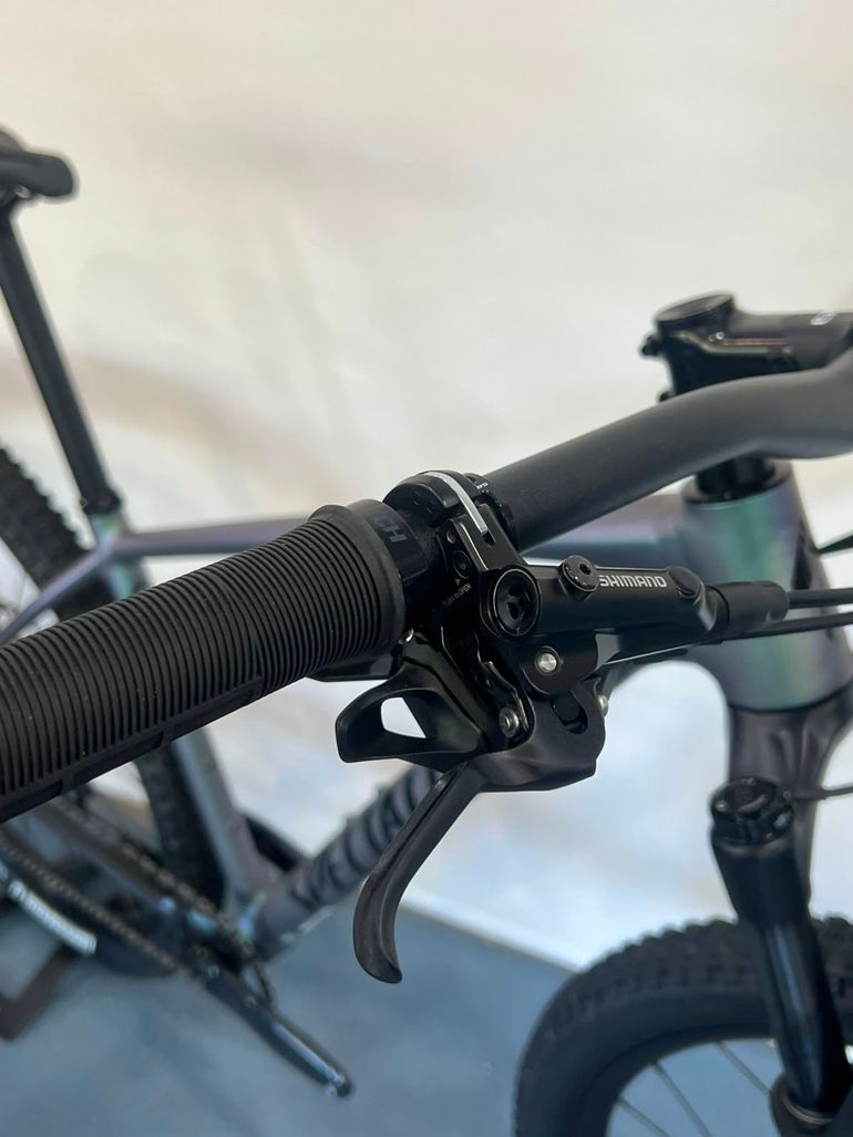 Used Specialized Chisel 2025 Mountainbike, Green — image 8 of 8