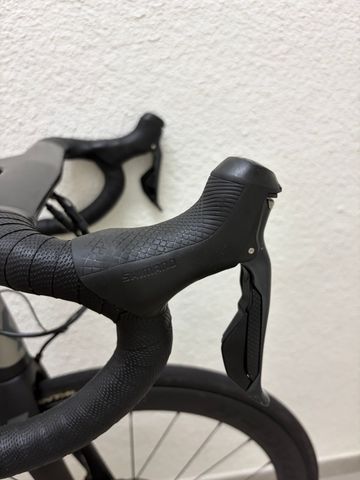 Gebrauchtes Scott Addict SE disc 2019 2019 Road & Gravel, Hellgrau — Bild 4 von 10