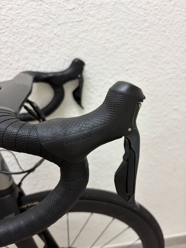 Gebrauchtes Scott Addict SE disc 2019 2019 Road & Gravel, Hellgrau — Bild 4 von 10