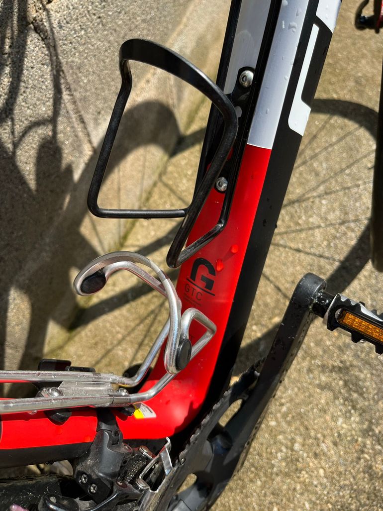 Gebrauchtes CUBE attain gtc 2016 2016 Road & Gravel, Schwarz — Bild 7 von 13