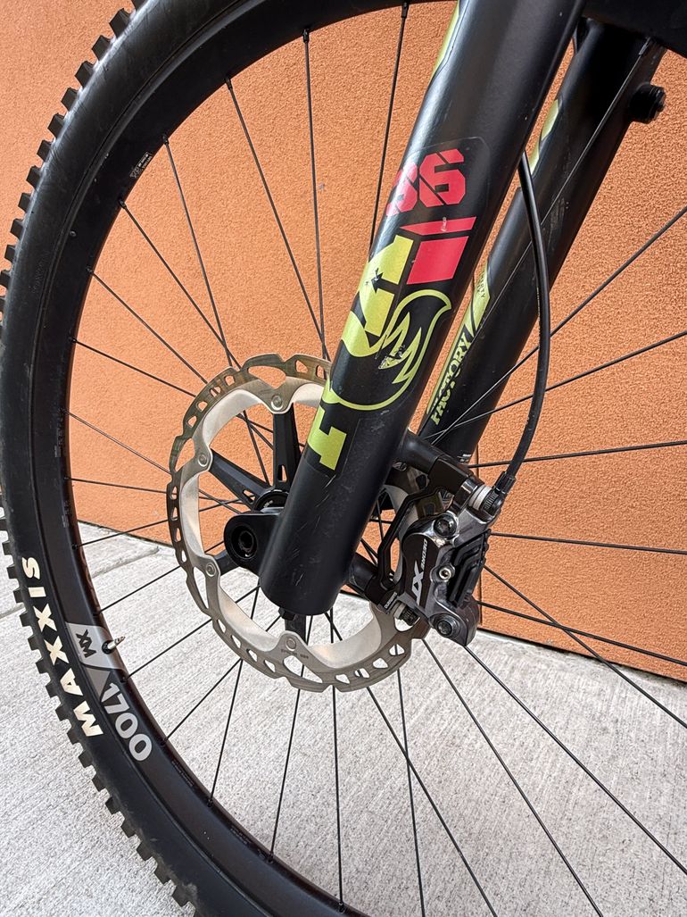 Used Pivot Switchblade Pro XT/XTR 2022 2022 Mountainbike, Green, 29 — image 11 of 16