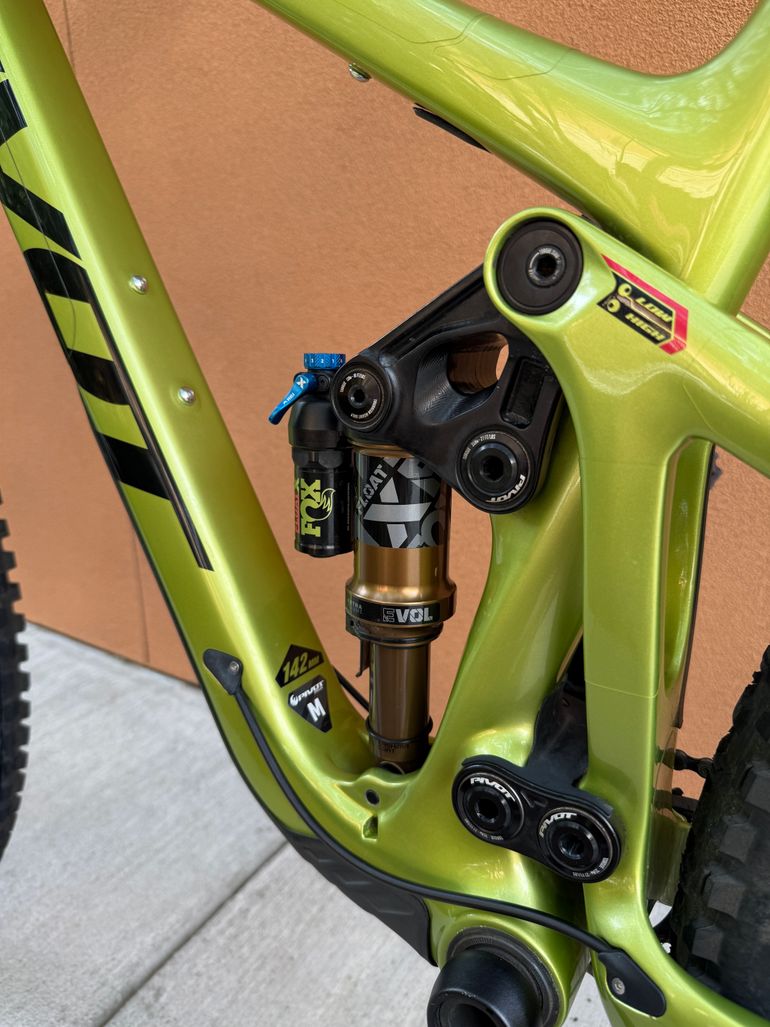 Used Pivot Switchblade Pro XT/XTR 2022 2022 Mountainbike, Green, 29 — image 12 of 16