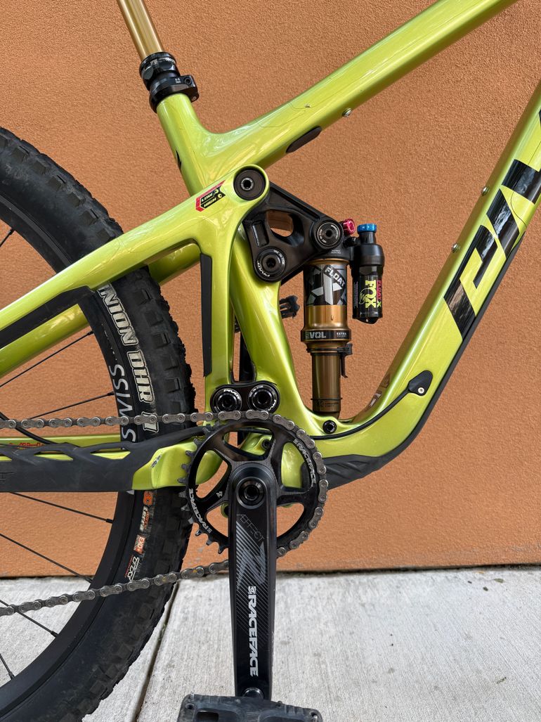 Used Pivot Switchblade Pro XT/XTR 2022 2022 Mountainbike, Green, 29 — image 8 of 16