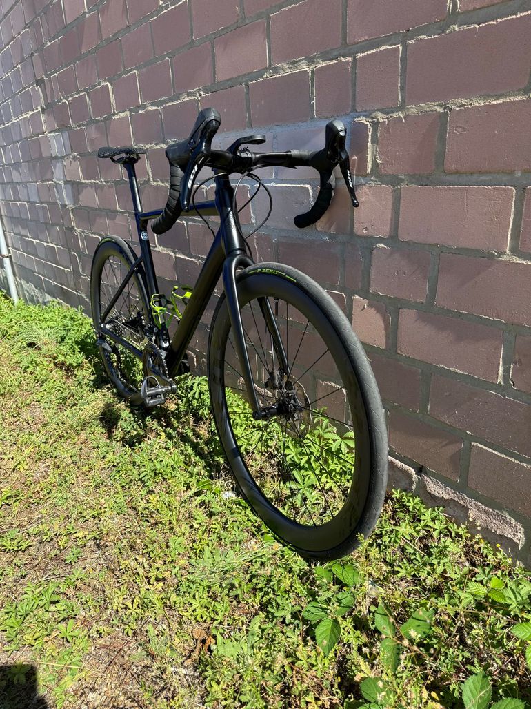 Gebrauchtes Cannondale CAAD13 105 2024 2024 Road & Gravel, Schwarz — Bild 4 von 10