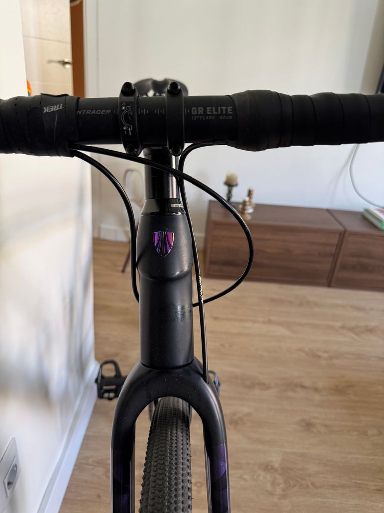 Trek Checkpoint ALR 4 2024 2024 Road & Gravel usato, Blu — immagine 4 di 13