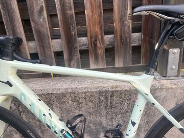 Canyon Grizl CF SL 8 2022 2022 Road & Gravel usato, Grigio chiaro — immagine 14 di 22