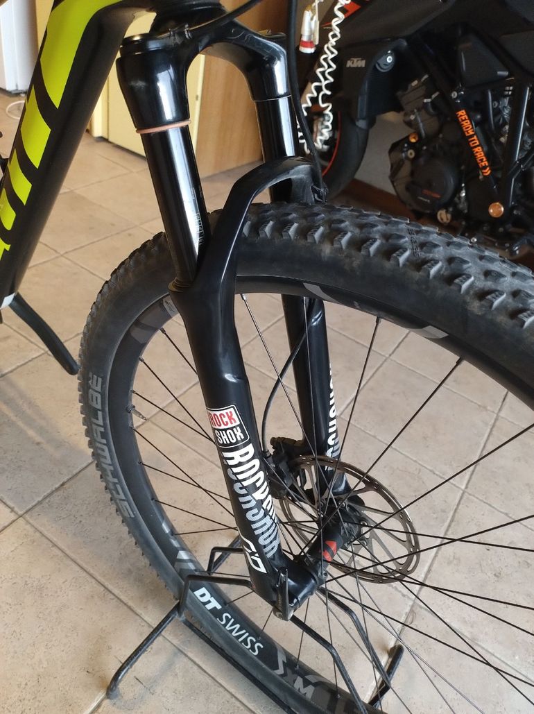 Scott Spark RC 900 2020 2020 Mountainbike usato, Nero — immagine 2 di 5