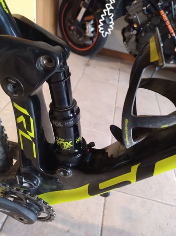 Scott Spark RC 900 2020 2020 Mountainbike usato, Nero — immagine 1 di 5