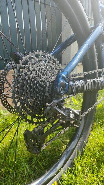 Used Liv Intrigue 2 2020 2020 Mountainbike, Blue, 27.5 — image 8 of 8