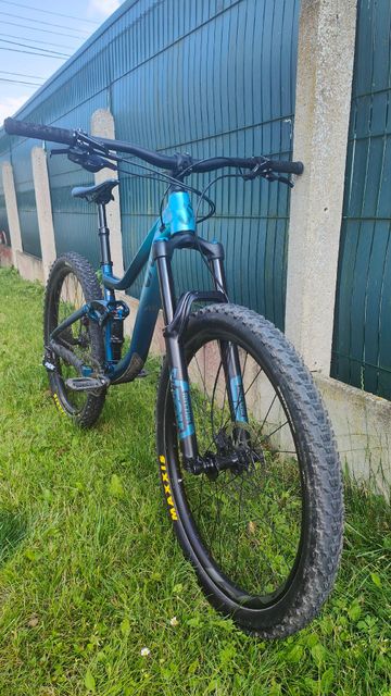 Used Liv Intrigue 2 2020 2020 Mountainbike, Blue, 27.5 — image 6 of 8