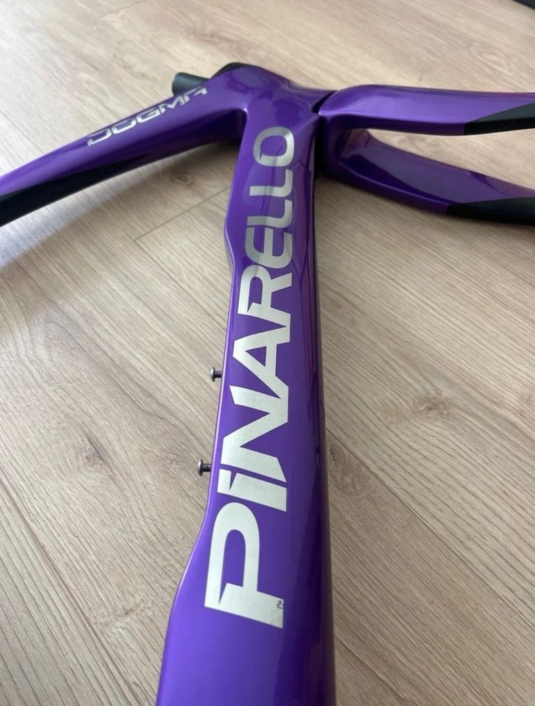 Brugt Pinarello Dogma F Disc 2023 Frameset 2023 Road & Gravel — billede 5 af 9