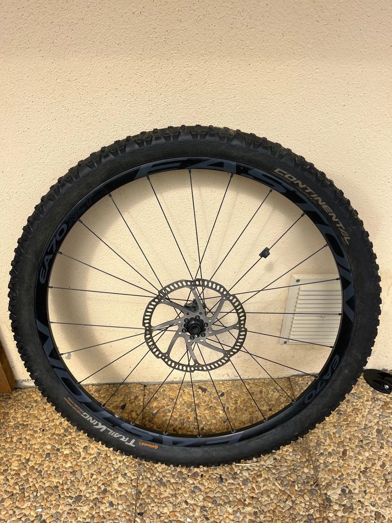 Specialized Camber 29 2017 2017 Mountainbike d'occasion — image 7 sur 9