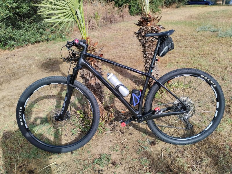 Tweedehands BH ULTIMATE RC 7.5 2022 2022 MTB