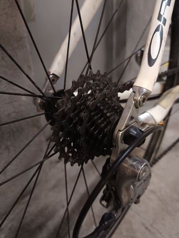 Used Orbea Onix Shimano 105 2016 Road & Gravel, White — image 3 of 8