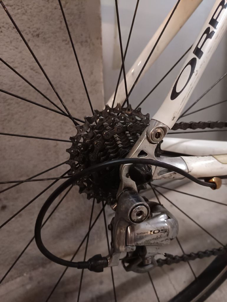 Used Orbea Onix Shimano 105 2016 Road & Gravel, White — image 8 of 8