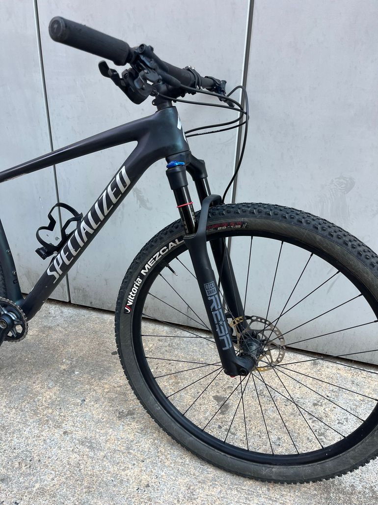 Specialized Epic Hardtail Comp 2022 2022 Mountainbike de segunda mano, Azul — imagen 2 de 4