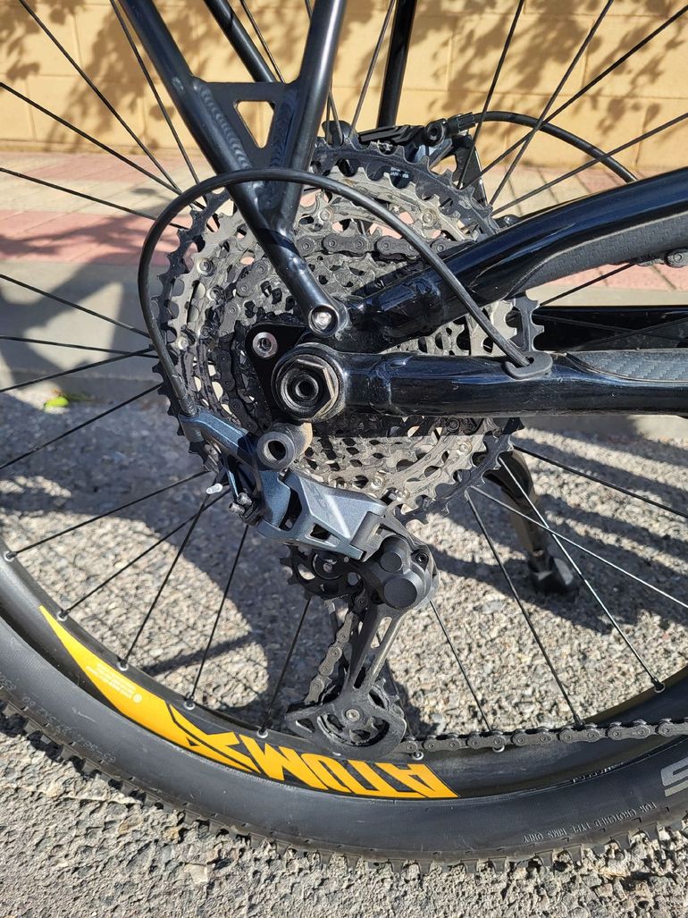 Used BH Bikes Custom Shimano SLX 2021 Urban, Black — image 9 of 13