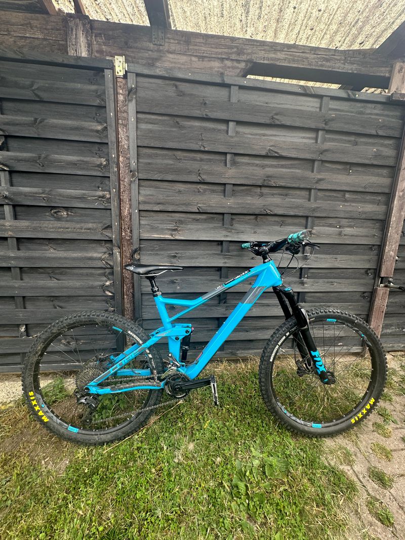 Used CUBE STEREO 140 HPC Race 27.5 2018 2018 MTB