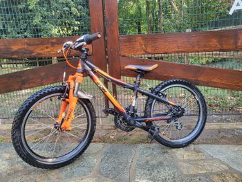 Used KTM Wild Shimano Altus 2018 Youth, Orange — image 1 of 4