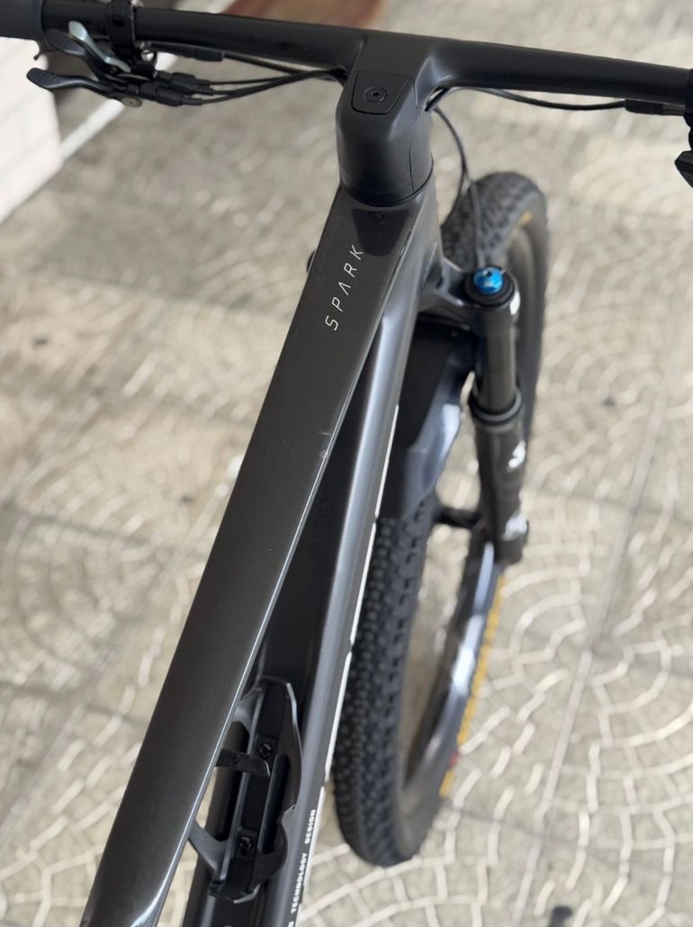 Scott Spark RC Team 2024 2024 Mountainbike usato, Nero — immagine 8 di 8