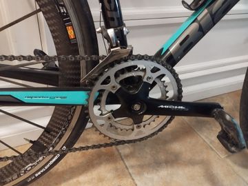 Used Bianchi Via Nirone Sora 2016 2016 Road & Gravel, Green — image 3 of 4