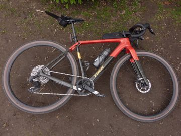 Brugt Trek Checkpoint Sram Apex Etap AXS 2025 Road & Gravel — billede 2 af 9