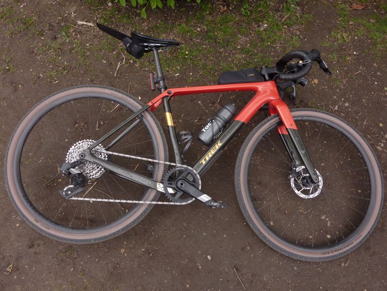 Brugt Trek Checkpoint Sram Apex Etap AXS 2025 Road & Gravel — billede 2 af 9