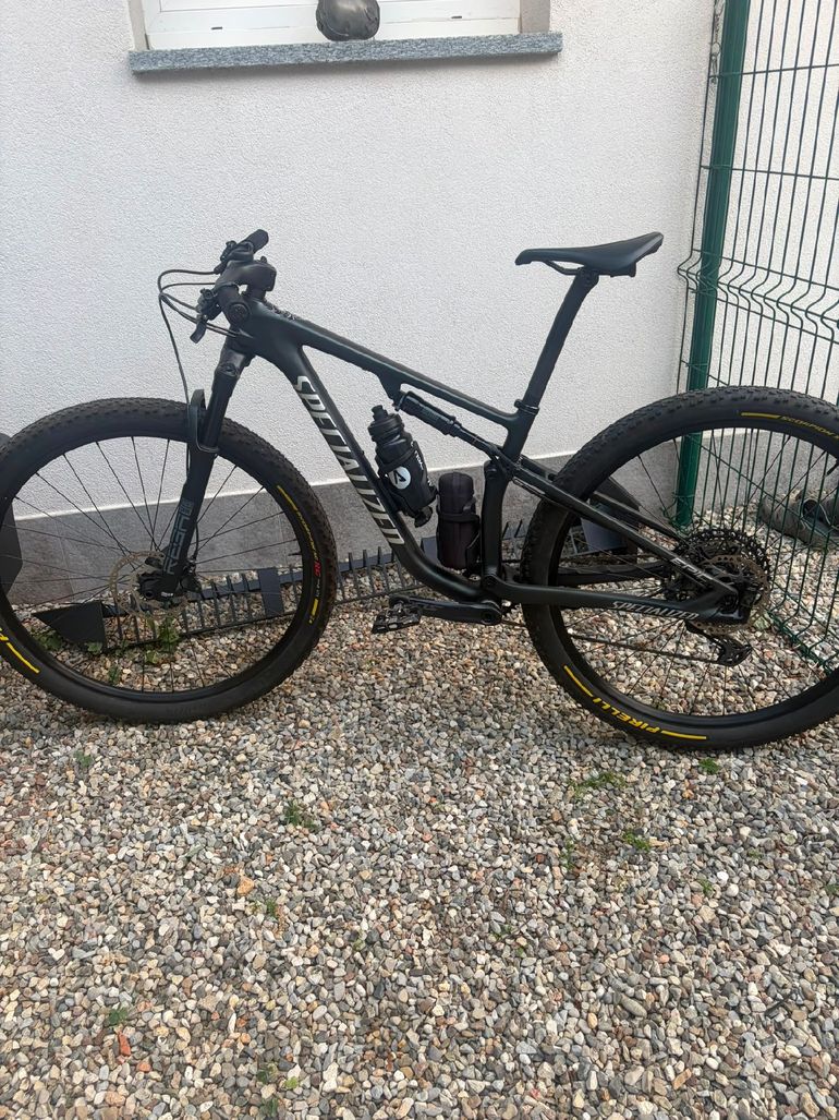 Used Specialized Epic Comp 2021 2021 Mountainbike, Black, 29 — image 2 of 8