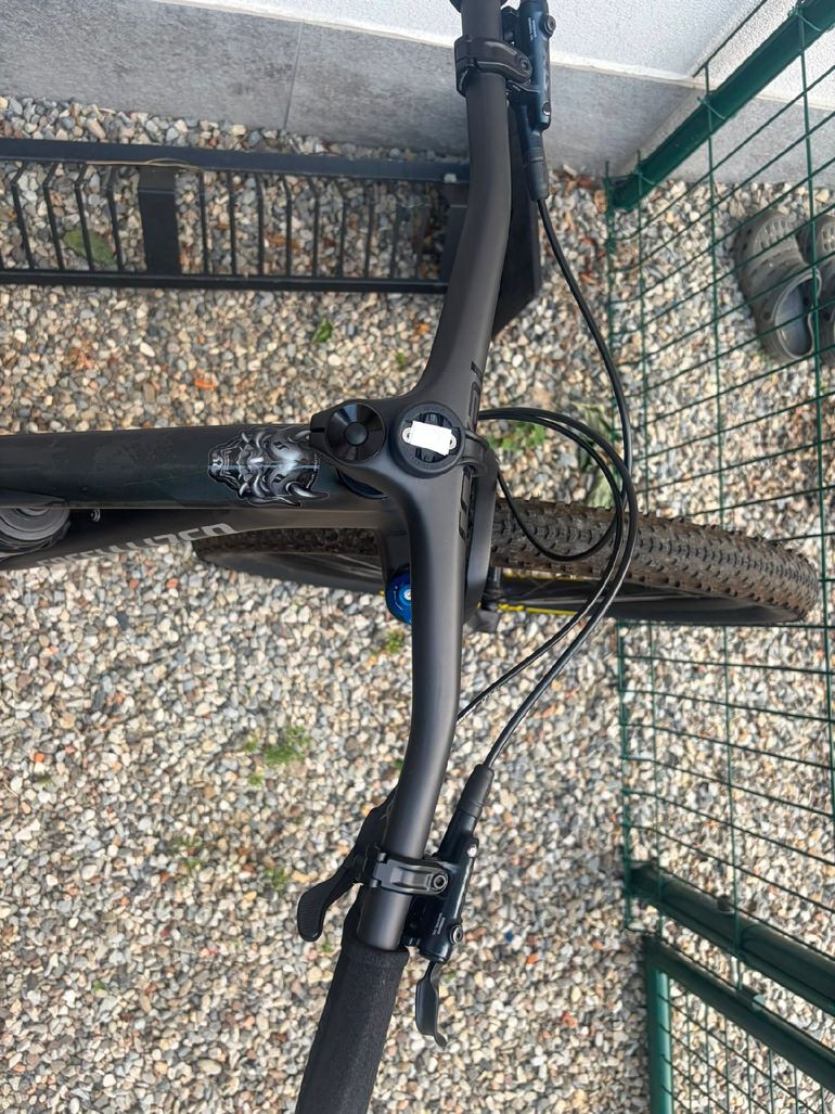 Used Specialized Epic Comp 2021 2021 Mountainbike, Black, 29 — image 4 of 8
