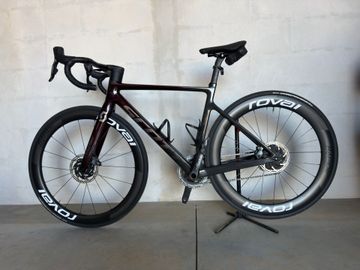 Used Scott Addict RC 10 2024 2024 Road & Gravel