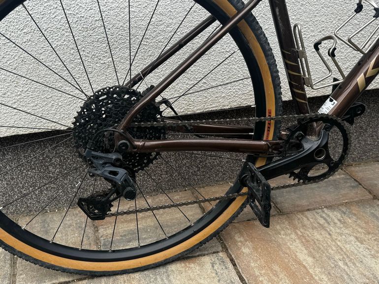 Tweedehands Kross ESKER 2.0 2025 2025 Road & Gravel — afbeelding 9 van 10