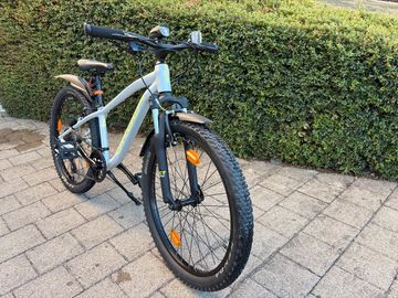 Used Orbea MX 24 XC 2024 2024 Mountainbike, Light Gray, 24 — image 3 of 12