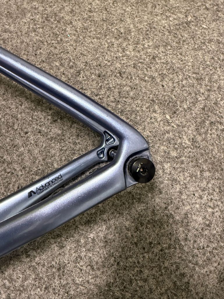 Giant TCR Advanced 0 2025 Frameset 2025 Road & Gravel usato, Blu — immagine 7 di 11