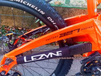 Tweedehands Orange 327 Shimano Saint 2021 Mountainbike — afbeelding 5 van 13