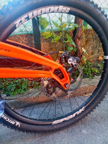 Used Orange 327 Shimano Saint 2021 Mountainbike, Orange — image 13 of 13