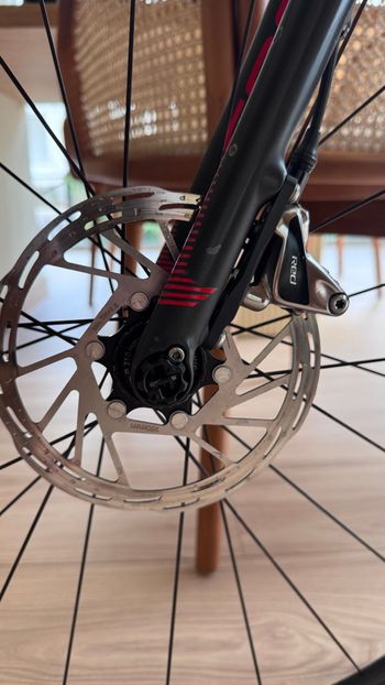 Używany Focus Izalco SRAM Red 2017 Road & Gravel — zdjęcie 9 z 12