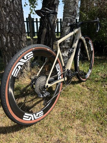 Brugt Enve Bikes MOG Shimano Dura Ace Di2 2024 Road & Gravel — billede 10 af 14