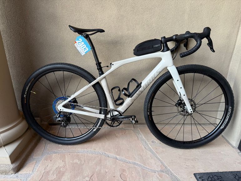Used Specialized Diverge STR Frameset 2024 Road & Gravel, White — image 1 of 3