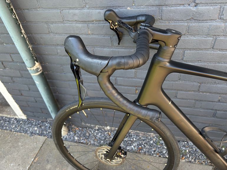 Brugt CUBE ATTAIN C:62, RACE 2025 2025 Road & Gravel — billede 5 af 5