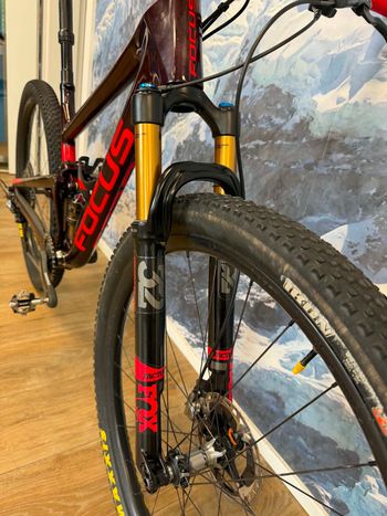 Used Focus O1E 9.9 2020 2020 Mountainbike, Red, 29 — image 7 of 11