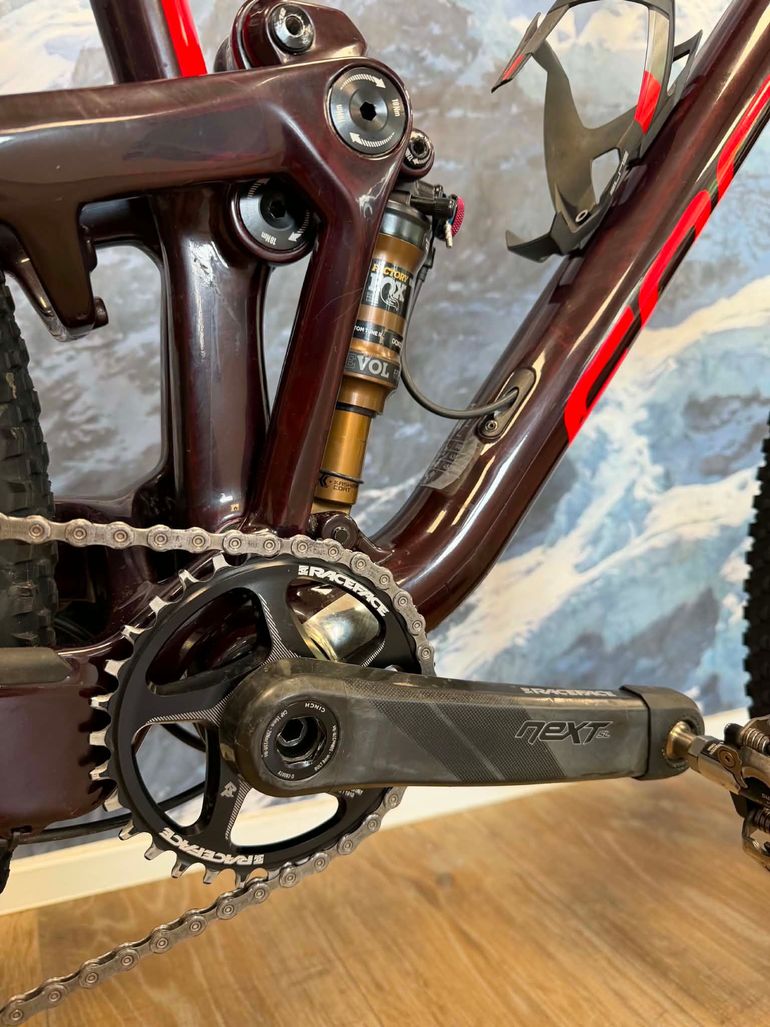 Used Focus O1E 9.9 2020 2020 Mountainbike, Red, 29 — image 8 of 11