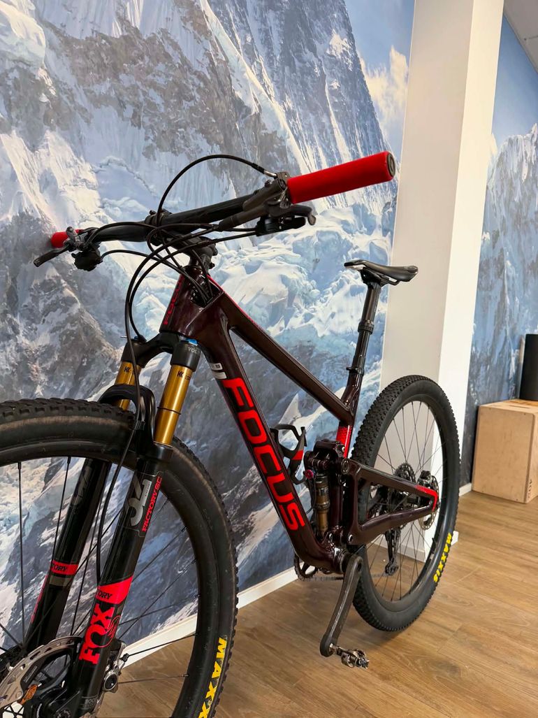 Used Focus O1E 9.9 2020 2020 Mountainbike, Red, 29 — image 2 of 11