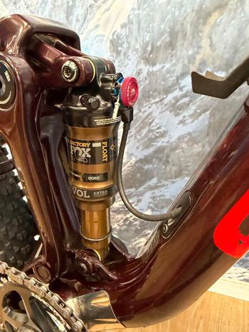 Used Focus O1E 9.9 2020 2020 Mountainbike, Red, 29 — image 9 of 11