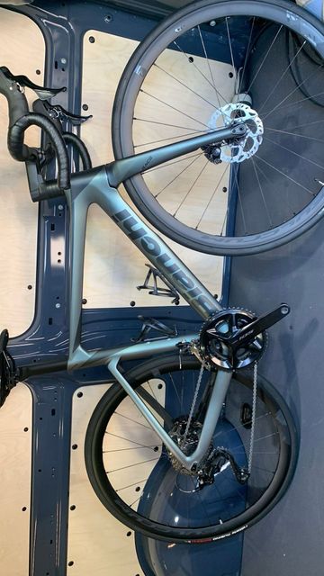 Brugt Bianchi Oltre Race 105 2024 2024 Road & Gravel — billede 2 af 4