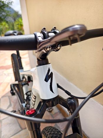 Specialized Epic Expert 2023 2023 Mountainbike d'occasion — image 13 sur 13